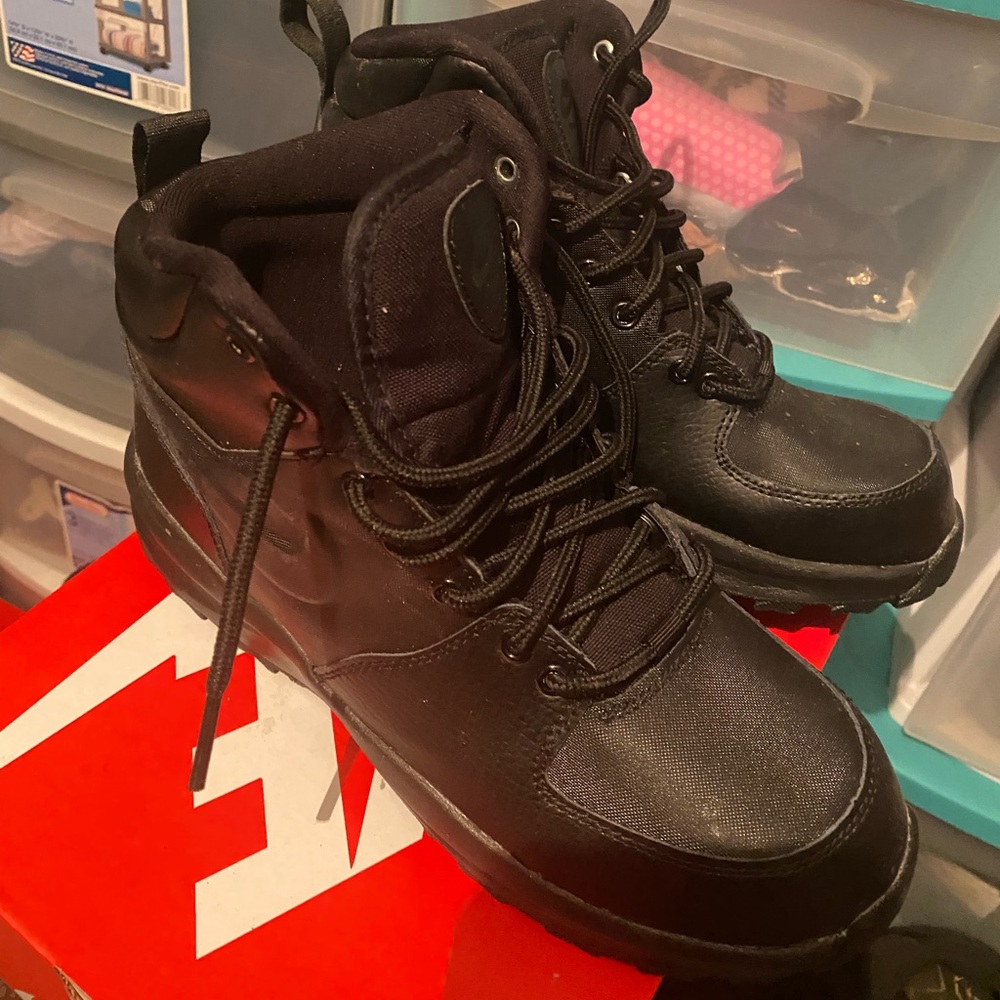 Youth Nike Boots